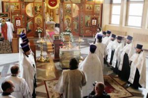 Студенты Вятского Духовного училища приняли участие в заупокойной литии по убиенным в годы Второй мировой войны