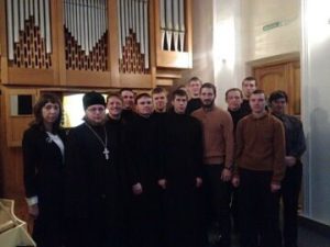 Студенты Вятского Духовного училища посетили концертный зал органной и камерной музыки