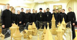 Студенты Вятского Духовного училища рассказывают о жизни в несветском учебном заведении