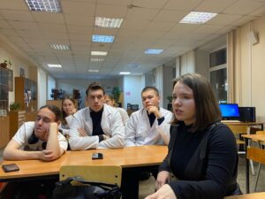 Встреча студенческого клуба «Семейный очаг» в библиотеке КГМУ