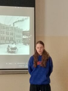 «И славили Отчизну меч и слово»