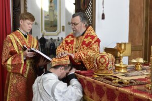 Владыка Всеволод рукоположил в диаконский сан Кирилла Фетищева