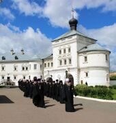 Выпускной день в Вятском Духовном училище.